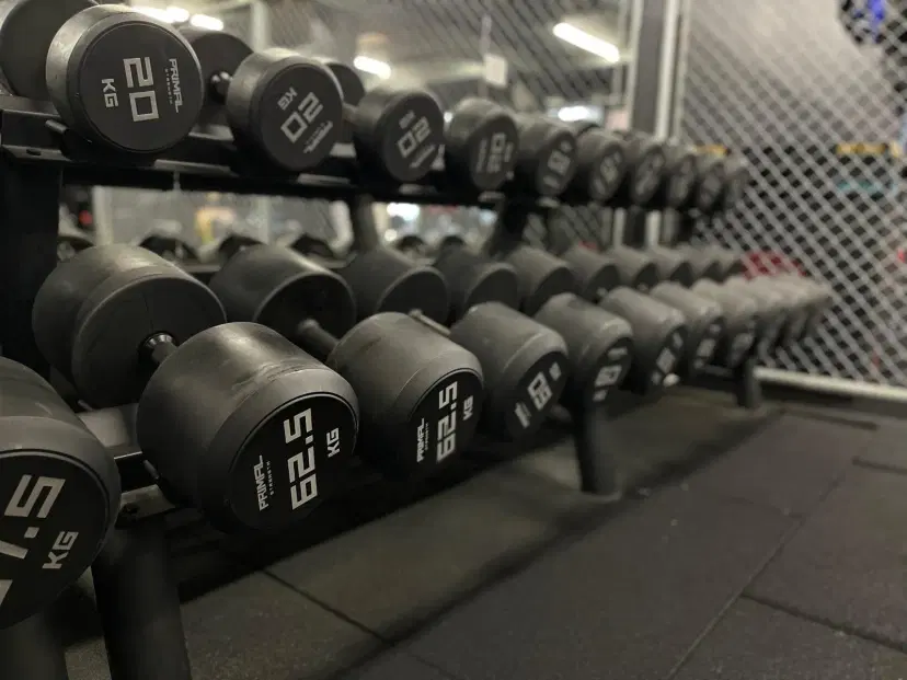 Why In Person Personal Training Beats Online Coaching