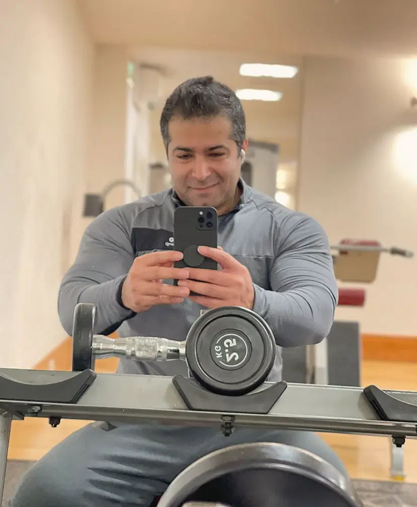 Meysam Karimi physique